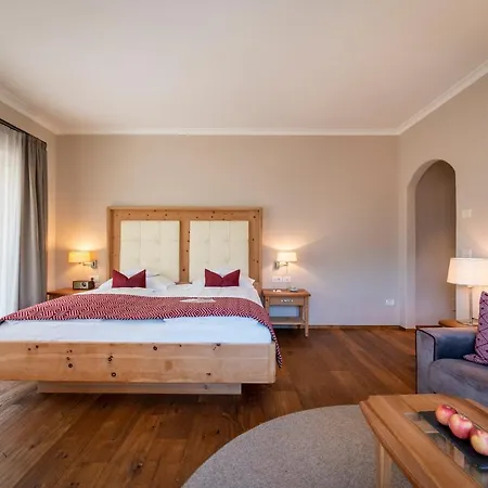 Hotel Romantik Oberwirt Marling