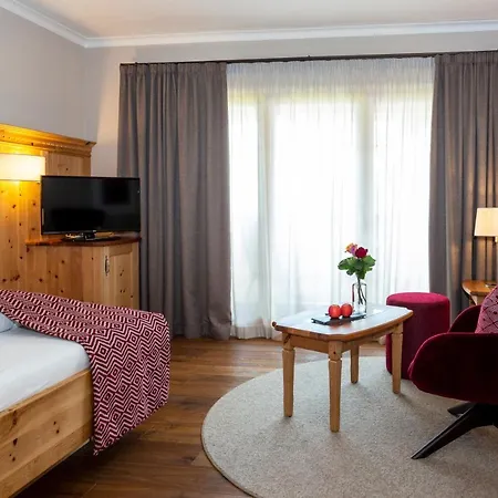 Hotel Romantik Oberwirt 4*